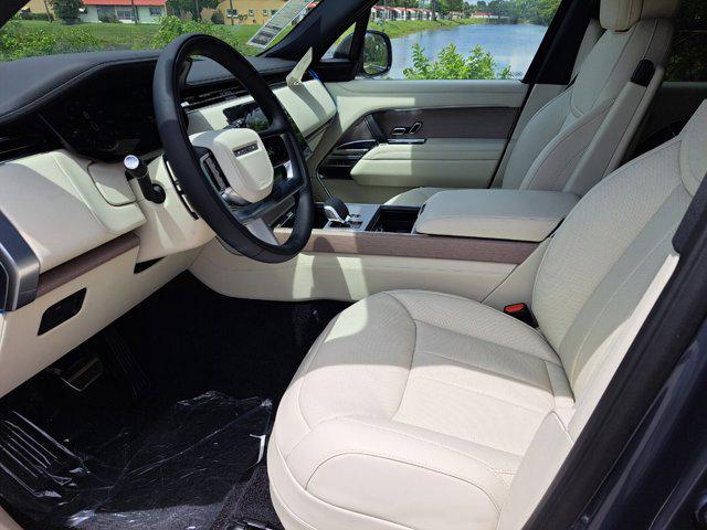 new 2025 Land Rover Range Rover car, priced at $152,095