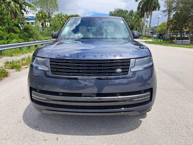 new 2025 Land Rover Range Rover car, priced at $152,095