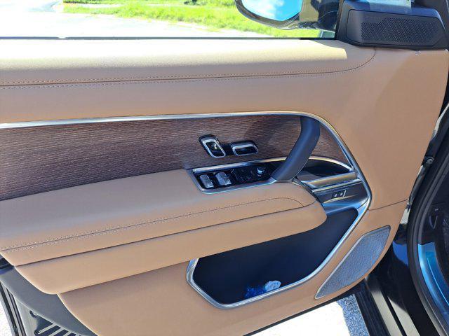 new 2025 Land Rover Range Rover car, priced at $182,640