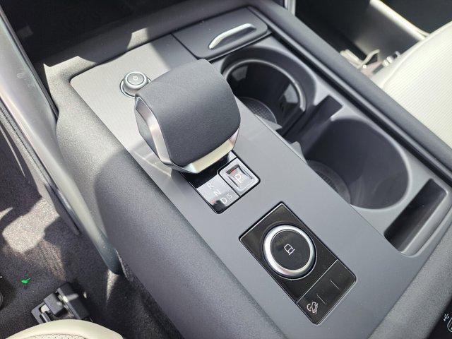 new 2025 Land Rover Discovery car, priced at $78,528