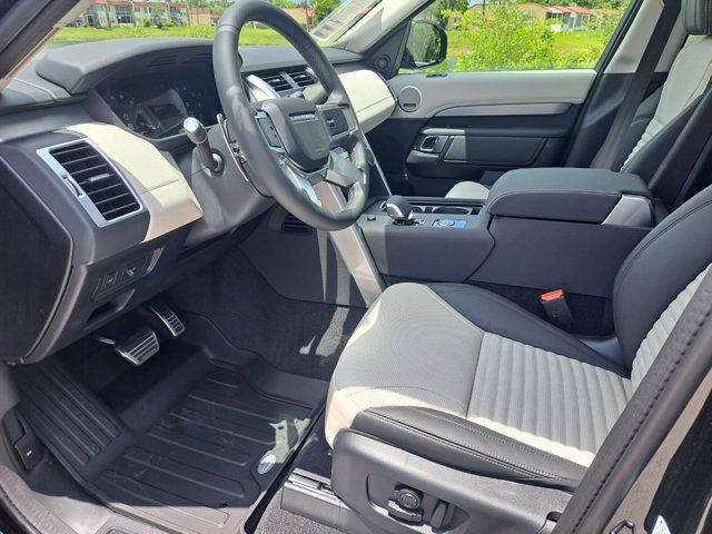 new 2025 Land Rover Discovery car, priced at $78,528