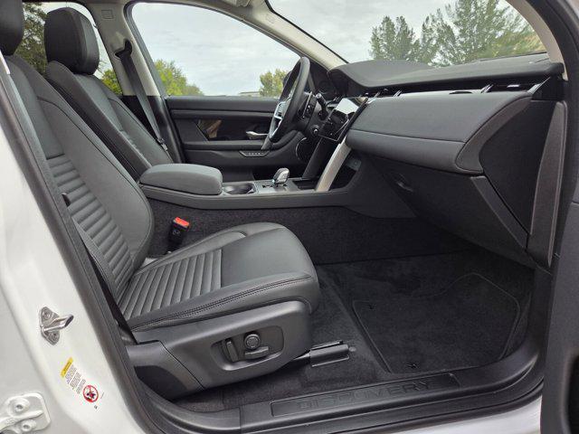 new 2025 Land Rover Discovery Sport car