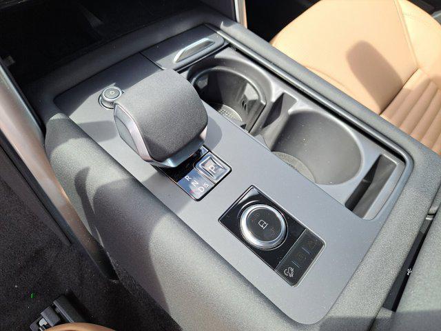new 2025 Land Rover Discovery car, priced at $80,813