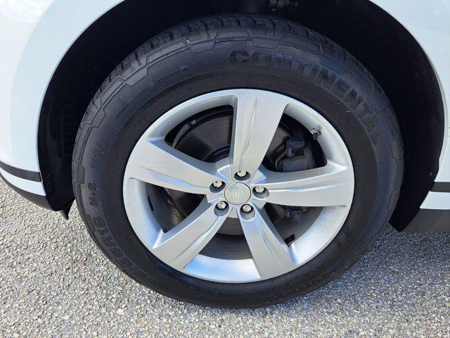 used 2018 Land Rover Range Rover Velar car, priced at $22,994