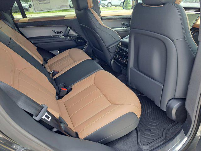 new 2025 Land Rover Range Rover Sport car