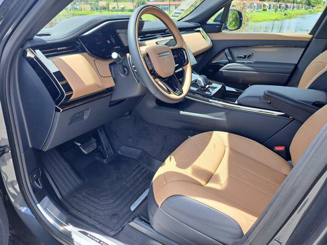 new 2025 Land Rover Range Rover Sport car