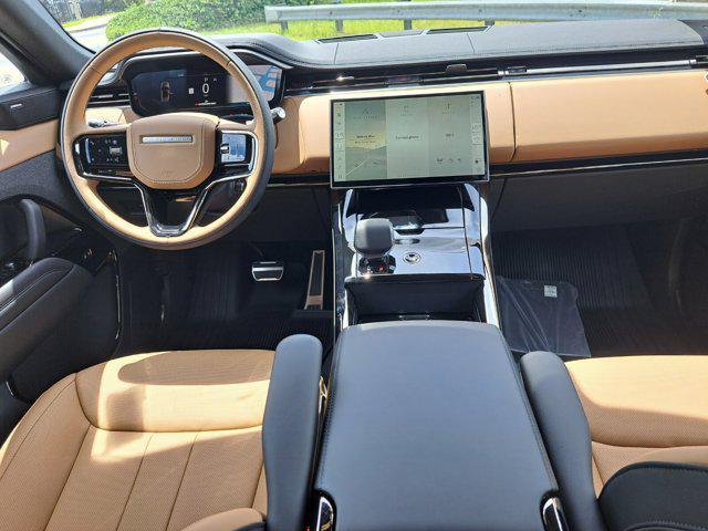new 2025 Land Rover Range Rover Sport car