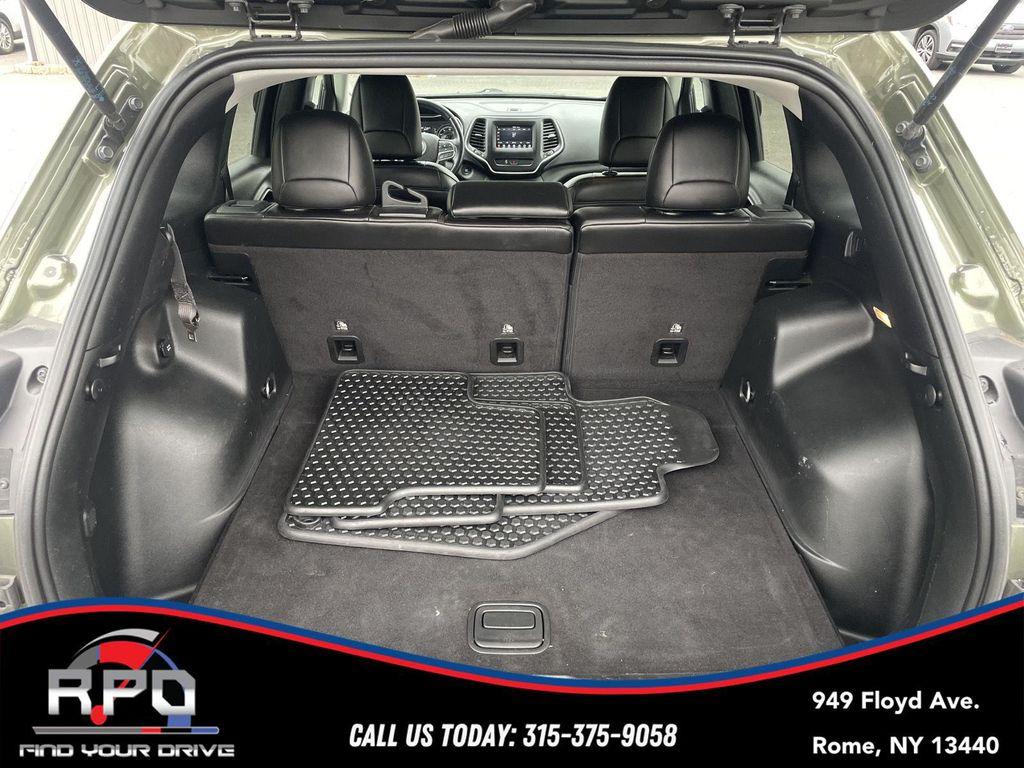 used 2019 Jeep Cherokee car, priced at $16,495