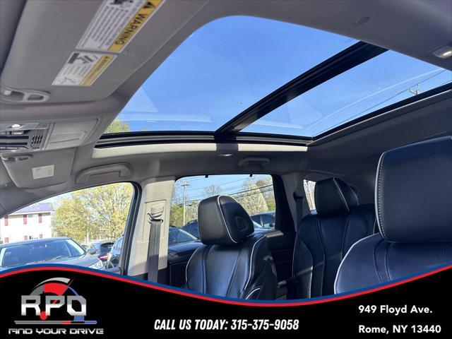 used 2022 Acura MDX car, priced at $39,897