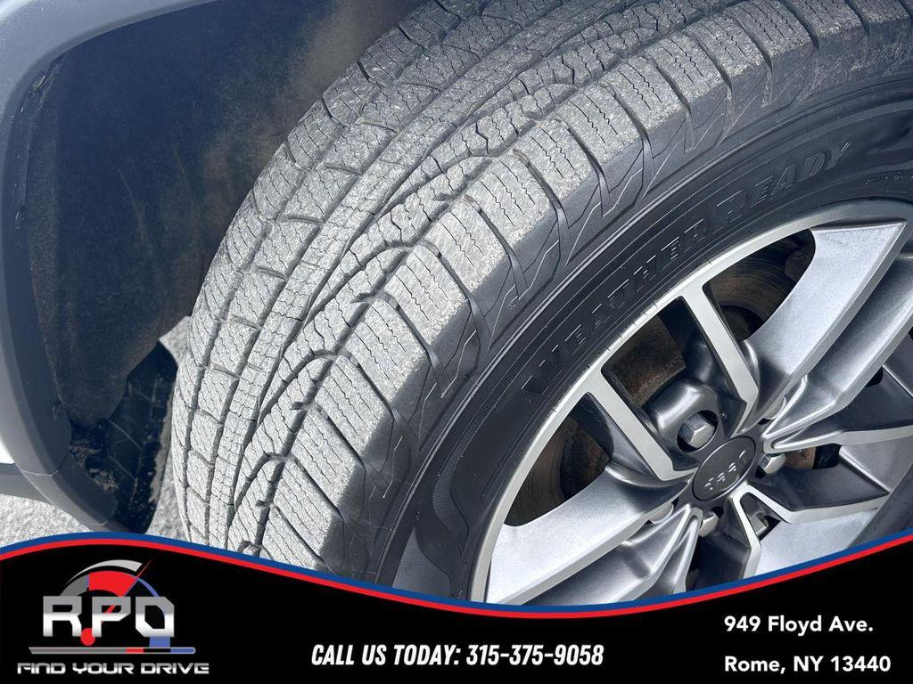 used 2021 Jeep Grand Cherokee car, priced at $24,604