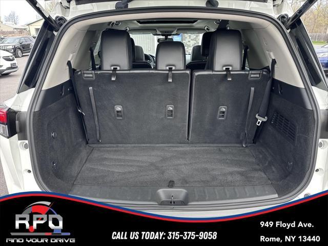 used 2022 Nissan Pathfinder car, priced at $30,796