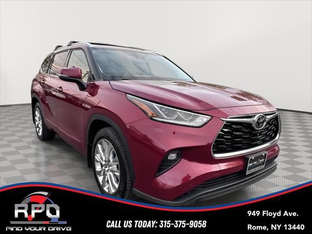 used 2020 Toyota Highlander car, priced at $29,550