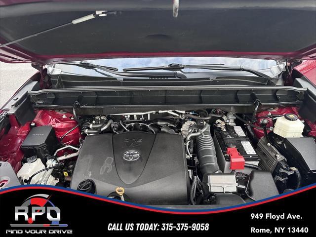 used 2020 Toyota Highlander car, priced at $29,550