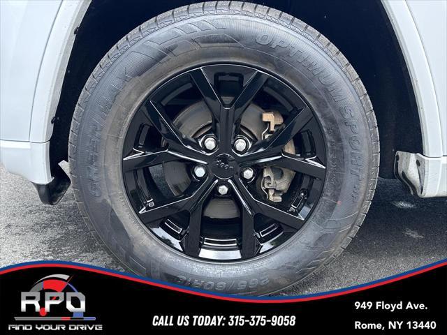 used 2020 Jeep Grand Cherokee car, priced at $21,688