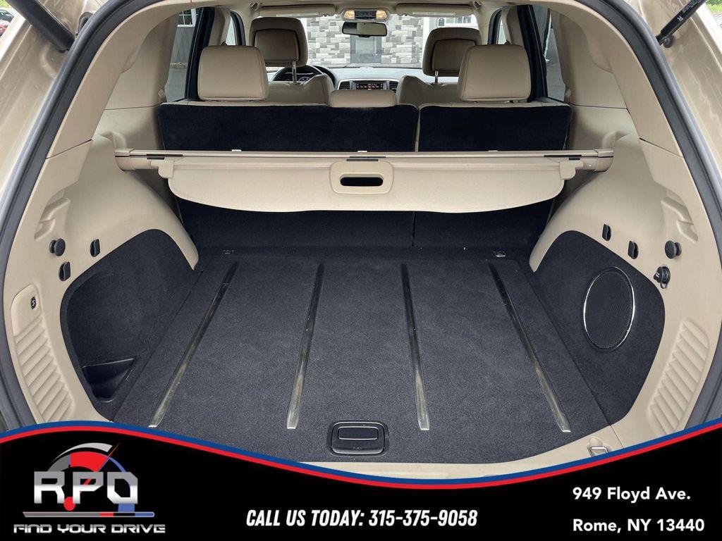 used 2015 Jeep Grand Cherokee car, priced at $15,588