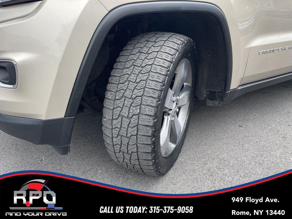 used 2015 Jeep Grand Cherokee car, priced at $15,588