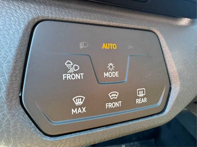 new 2025 Volkswagen ID.4 car, priced at $57,961