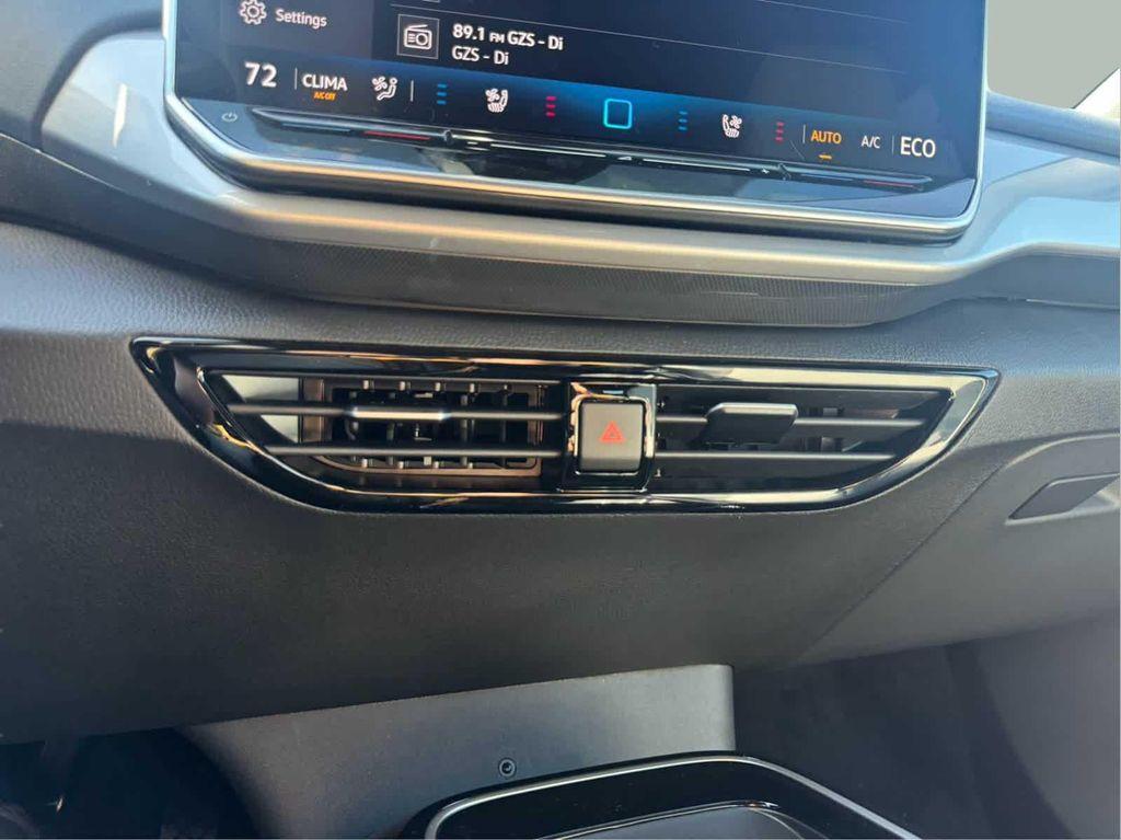 new 2025 Volkswagen ID.4 car, priced at $57,961