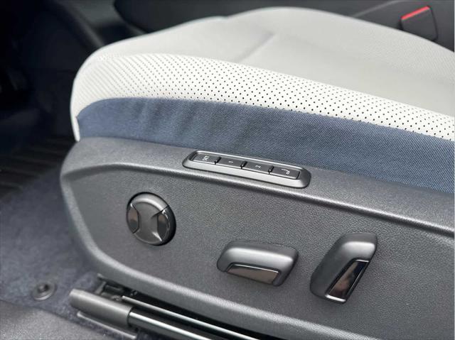 new 2025 Volkswagen ID.4 car, priced at $58,037