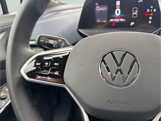 new 2025 Volkswagen ID.4 car, priced at $58,037