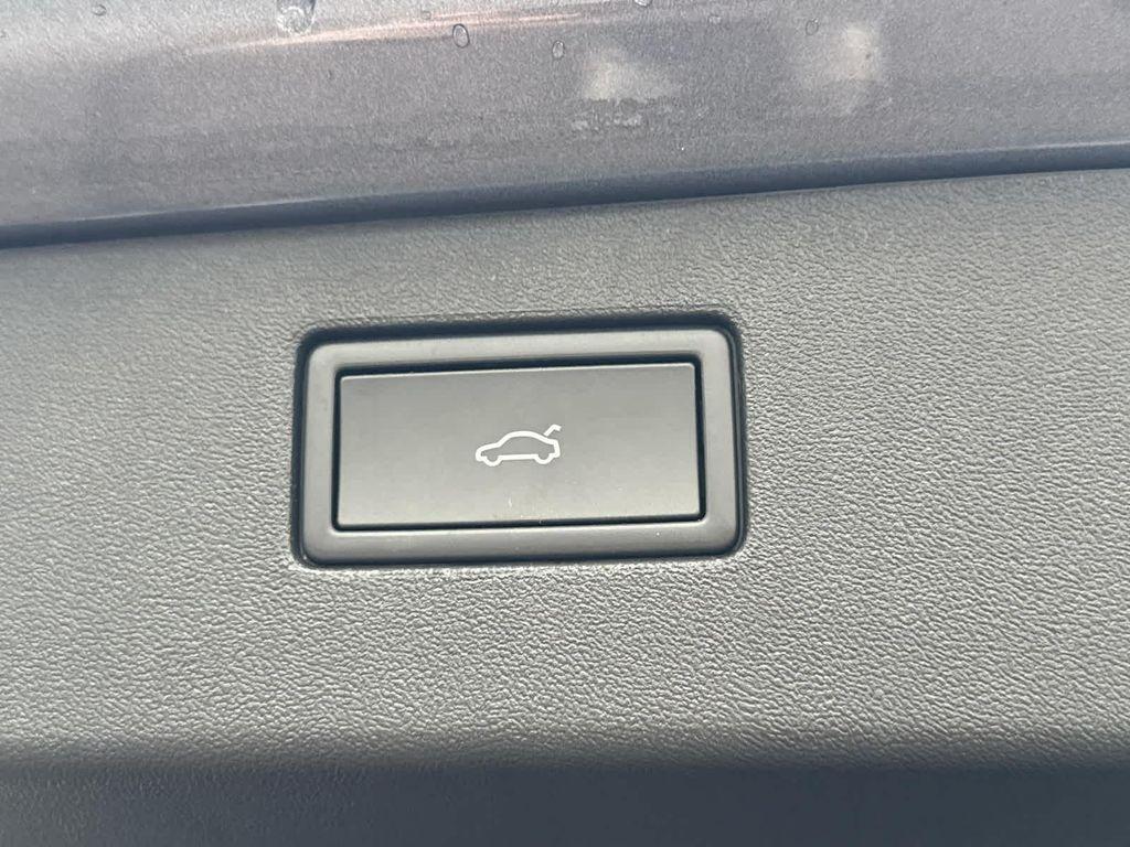 new 2026 Volkswagen Tiguan car, priced at $38,897