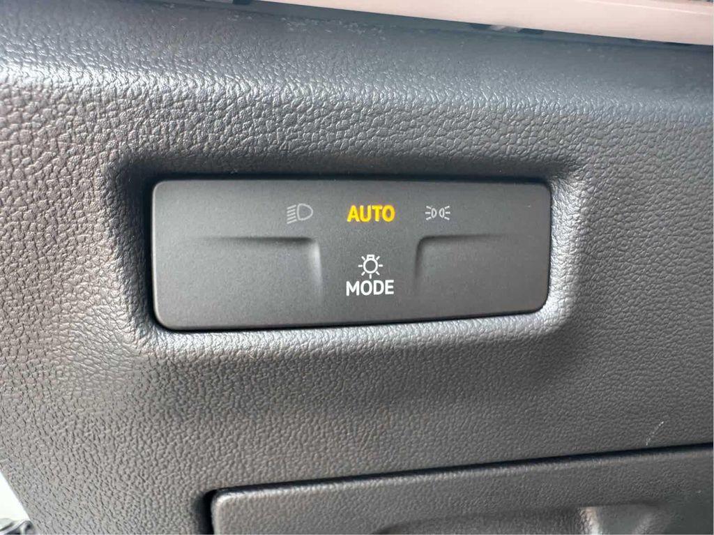 new 2025 Volkswagen Tiguan car, priced at $33,315