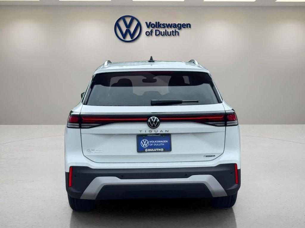 new 2025 Volkswagen Tiguan car, priced at $33,315