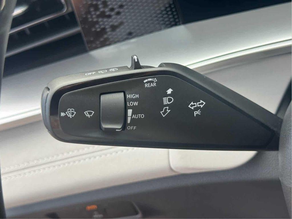 new 2025 Volkswagen Tiguan car, priced at $35,470