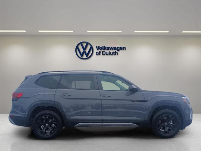 new 2025 Volkswagen Atlas car, priced at $48,591