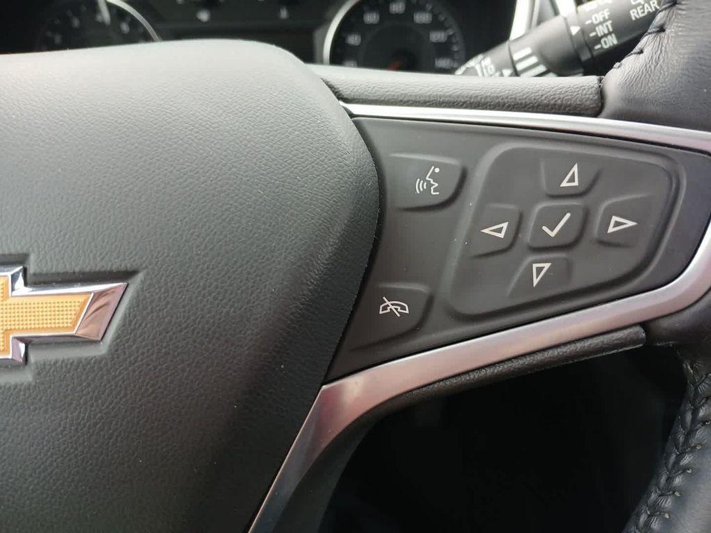 used 2022 Chevrolet Equinox car, priced at $23,999