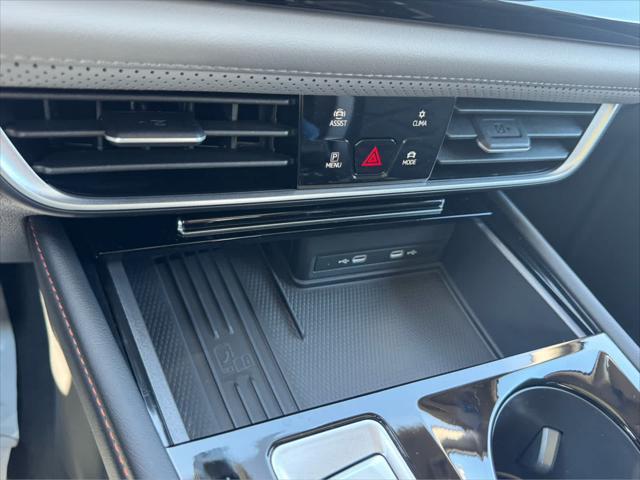new 2025 Volkswagen Atlas car, priced at $50,685
