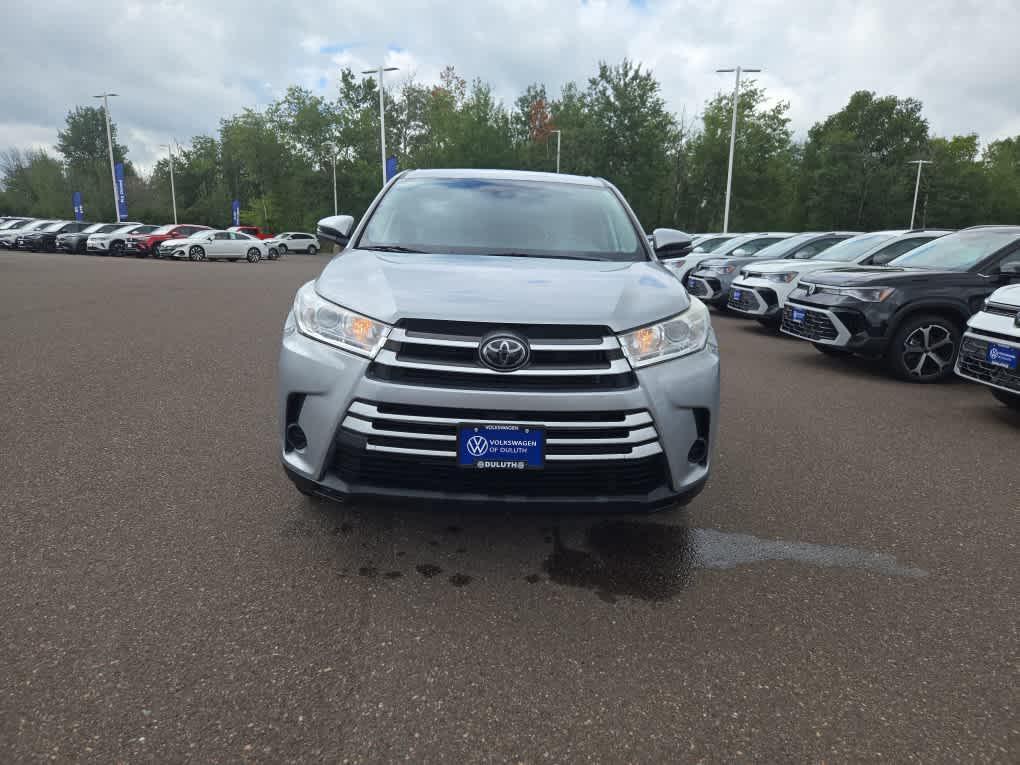used 2019 Toyota Highlander car, priced at $25,499