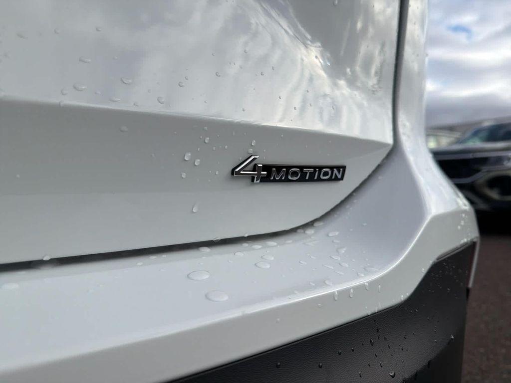 new 2026 Volkswagen Tiguan car, priced at $35,197