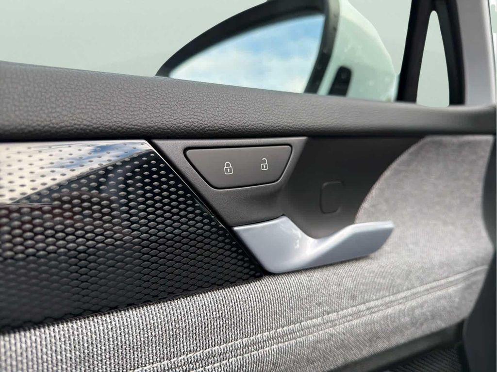 new 2026 Volkswagen Tiguan car, priced at $35,197