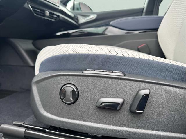 new 2025 Volkswagen ID.4 car, priced at $56,776