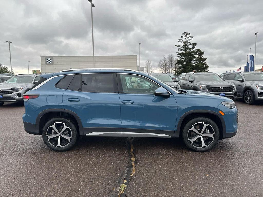 new 2026 Volkswagen Tiguan car, priced at $38,152