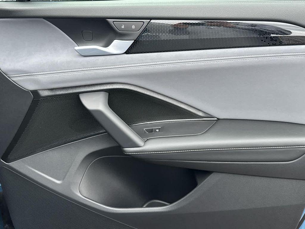 new 2026 Volkswagen Tiguan car, priced at $38,152