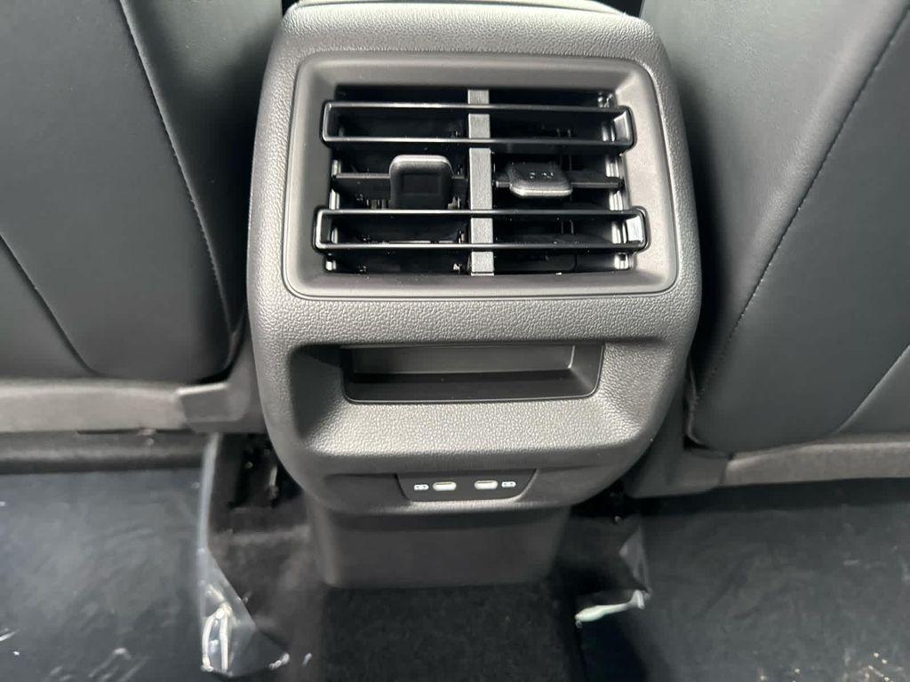 new 2026 Volkswagen Tiguan car, priced at $38,152