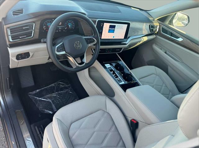 new 2025 Volkswagen Atlas car, priced at $48,812