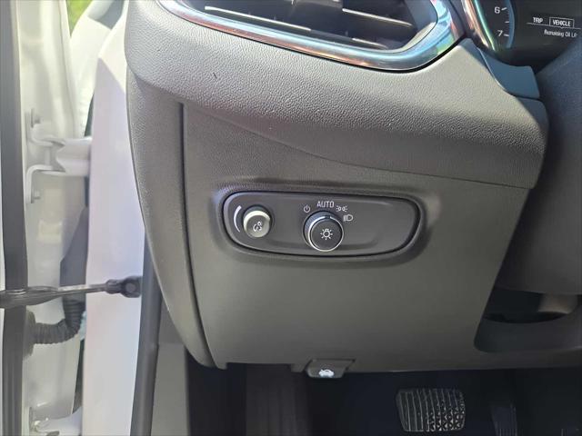 used 2022 Chevrolet Equinox car, priced at $21,999