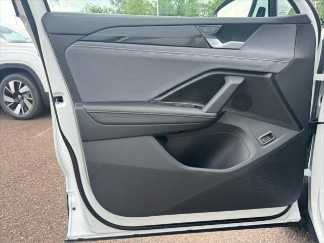 new 2025 Volkswagen Tiguan car, priced at $37,526