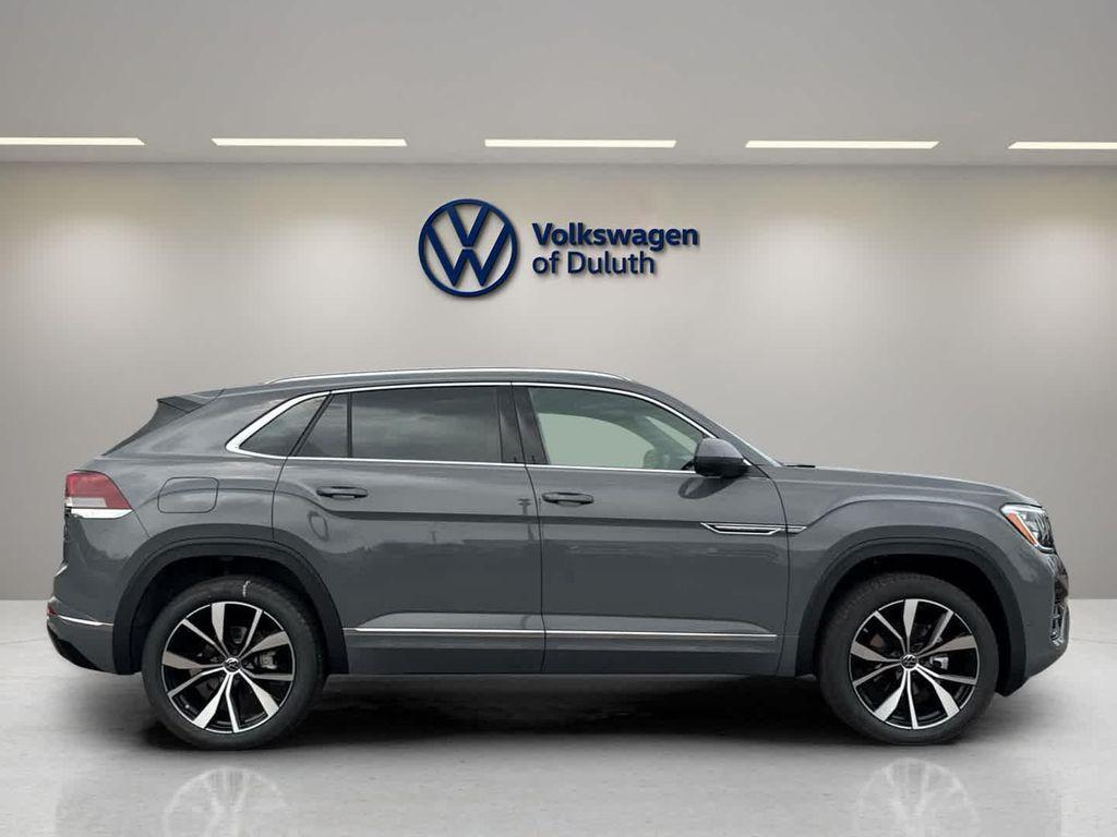 new 2025 Volkswagen Atlas Cross Sport car, priced at $53,901
