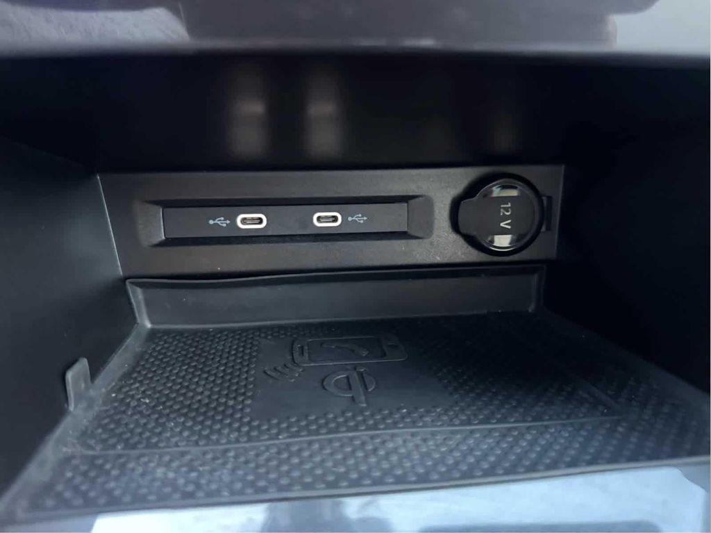 used 2022 Volkswagen Tiguan car, priced at $25,999