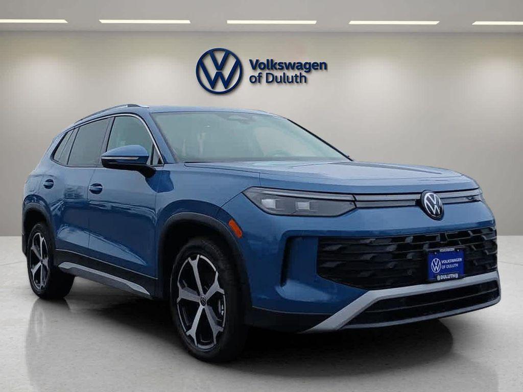 new 2025 Volkswagen Tiguan car, priced at $37,568