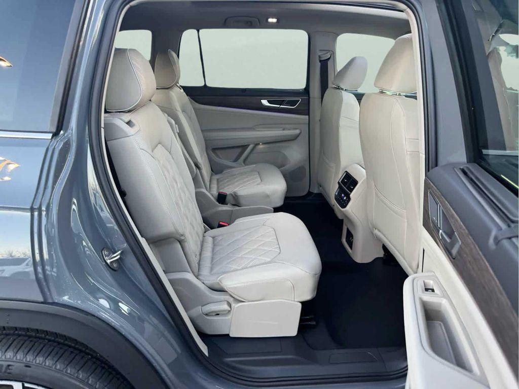 new 2026 Volkswagen Atlas car, priced at $57,171