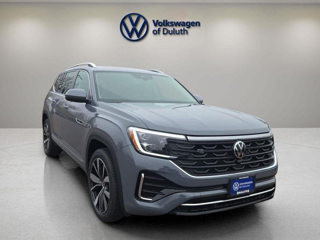 new 2026 Volkswagen Atlas car, priced at $58,454