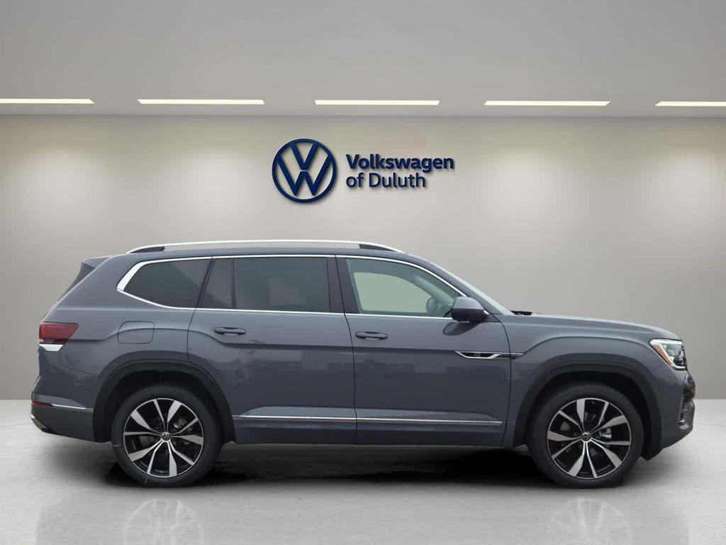 new 2026 Volkswagen Atlas car, priced at $58,454