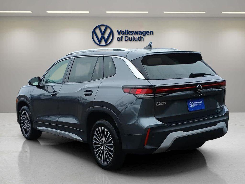new 2025 Volkswagen Tiguan car, priced at $33,076