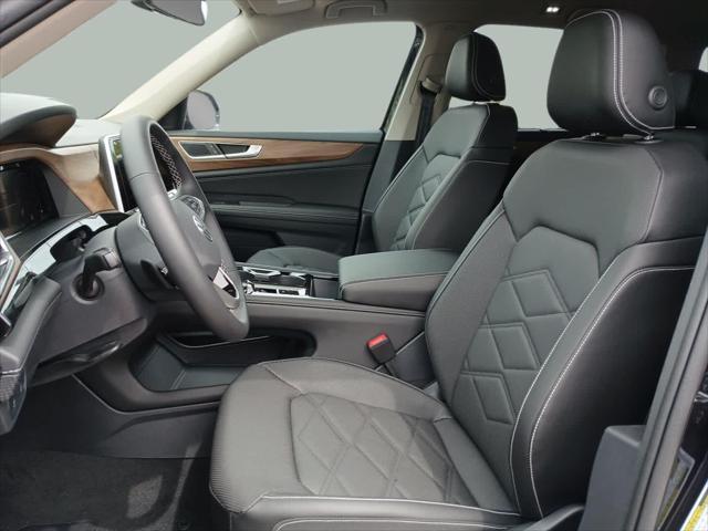 new 2025 Volkswagen Atlas car, priced at $49,240