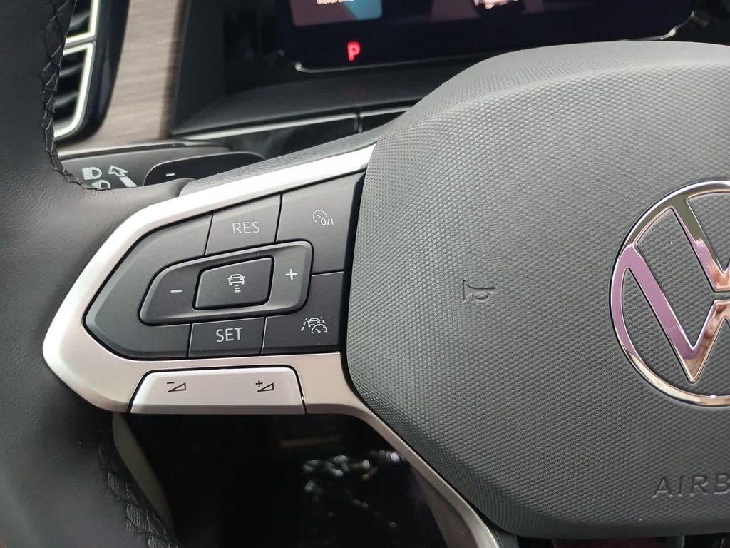 new 2026 Volkswagen Atlas car, priced at $56,648